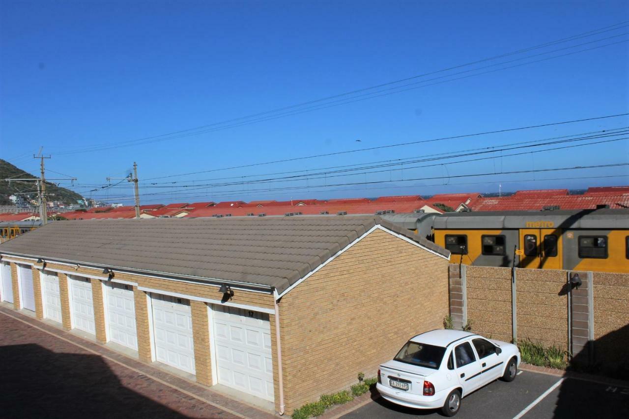 South Peninsula Beach Apartment Cape Town Exterior photo